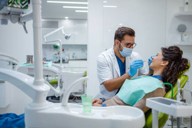 Best Tooth Extraction  in Thonotosassa, FL